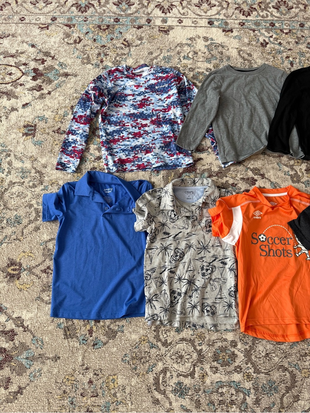 Lot of boys clothes sizes 5-6 - Picture 3 of 7